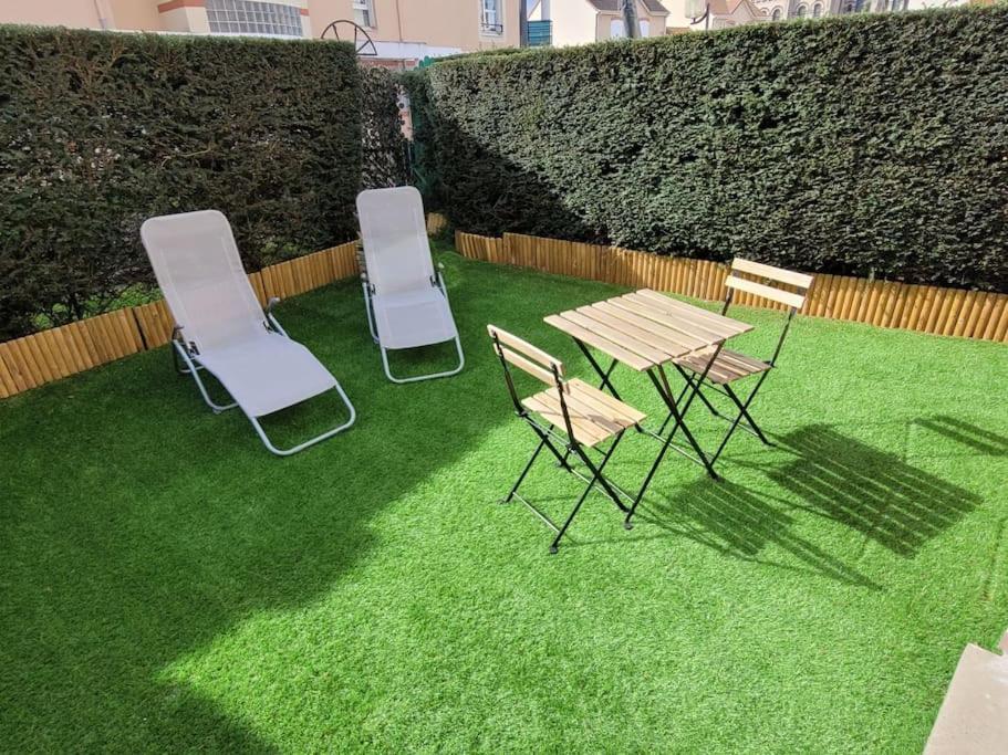 Appartement Avec Jardinet Le Petit-Quevilly Eksteriør billede